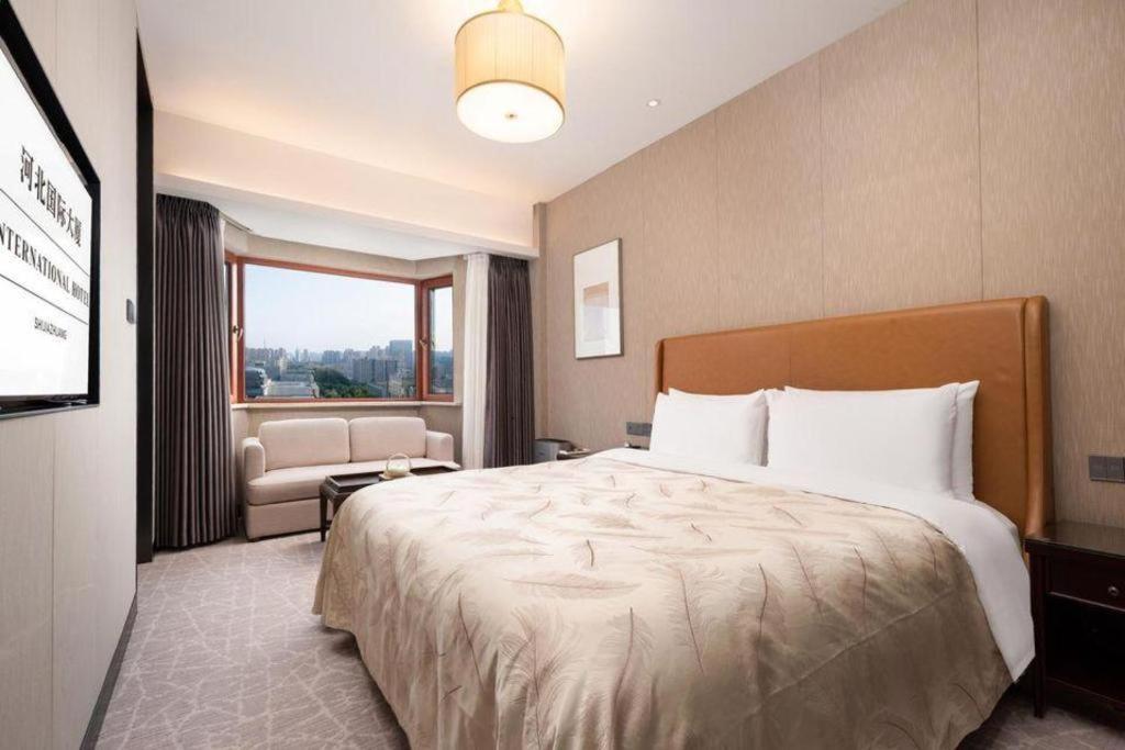 Shijiazhuang International Building Hotel Eksteriør billede